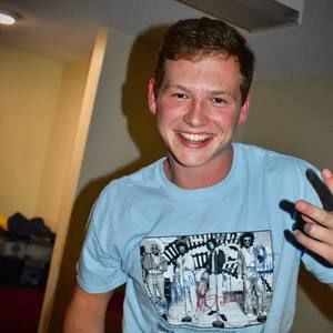 Meet your Posher, Devon